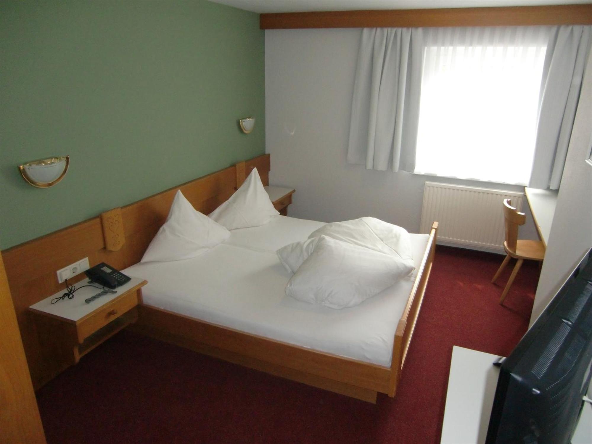 Hotel Alpenfriede Jerzens Phòng bức ảnh